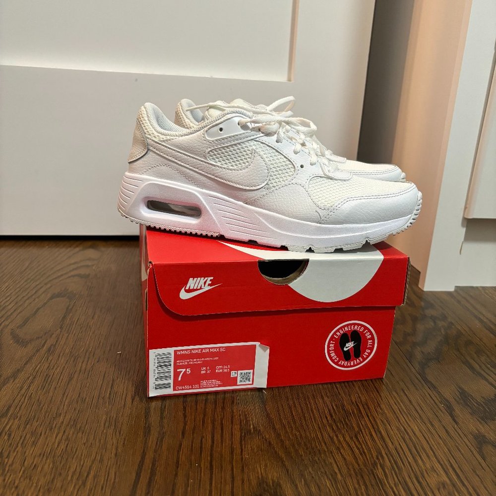 Nike Air Max SC White Women's 7.5 NWT
